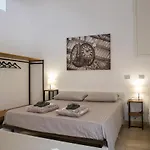 Giuvra Garden House Holiday home