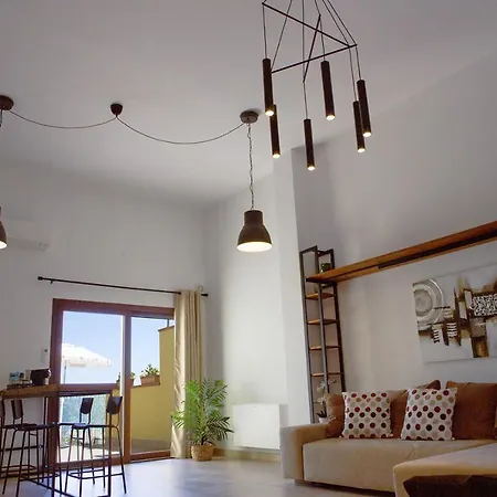 Giuvra Garden House *