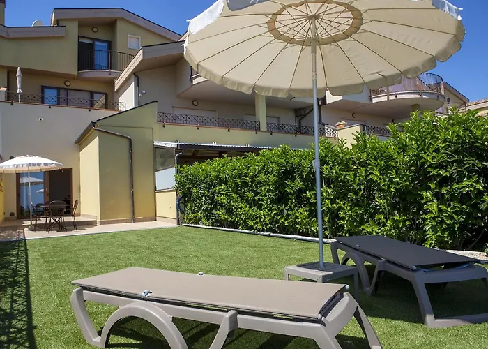 Giuvra Garden House Casa de Férias